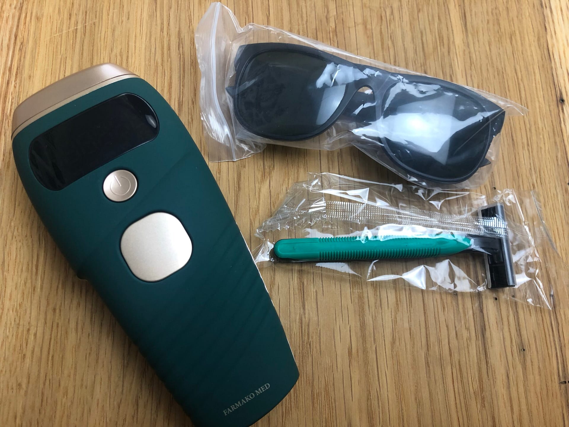 IPL Haarentfernung im Test von FARMAKO MED